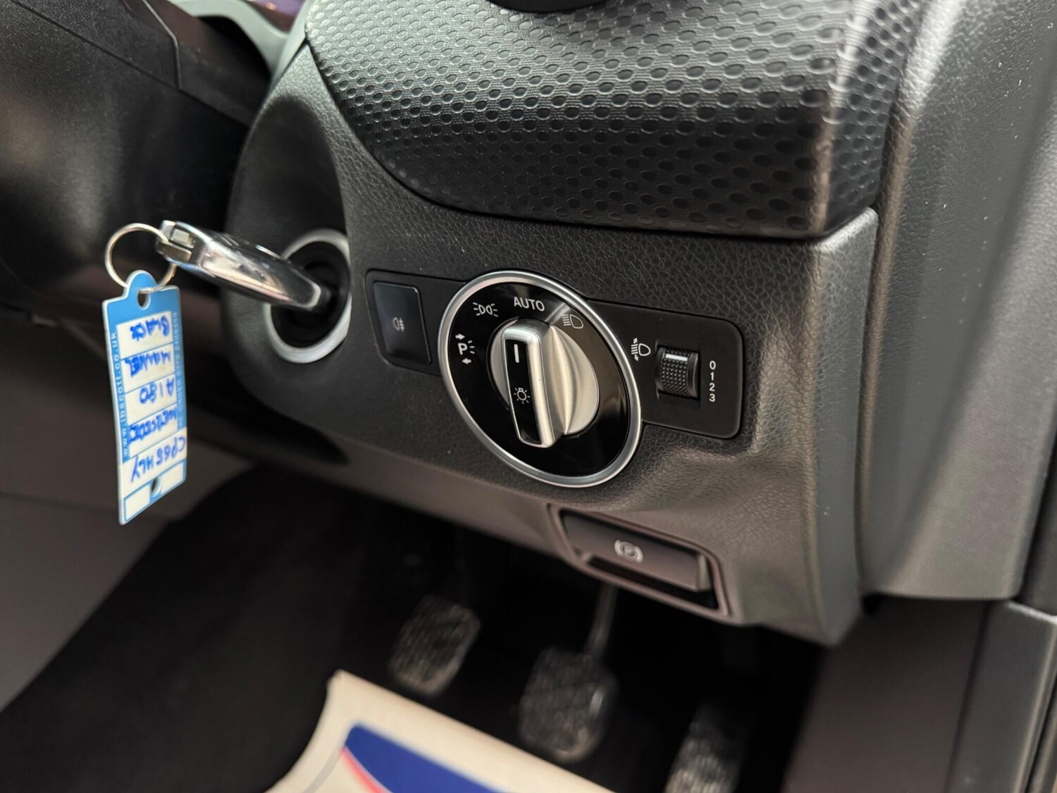 Used Mercedes-Benz A-Class 2015 for sale - 76926715: Photo 64