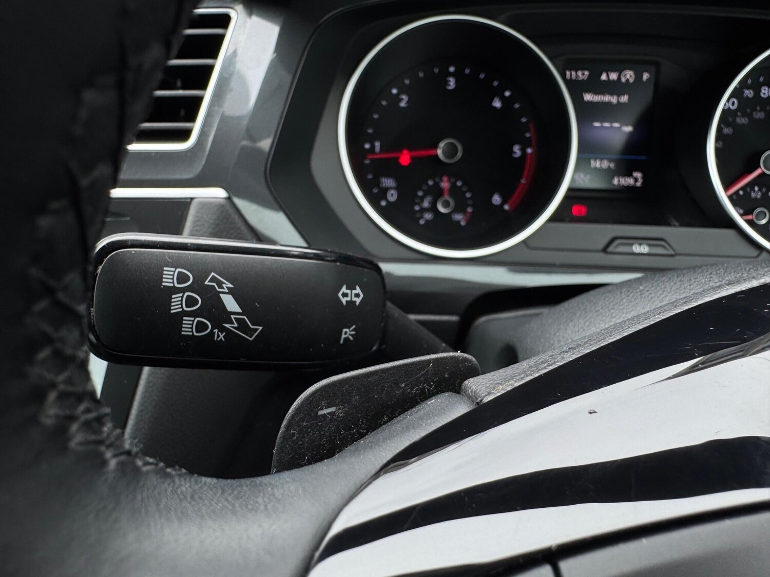 Used Volkswagen Tiguan 2019 for sale - 76012920: Photo 32