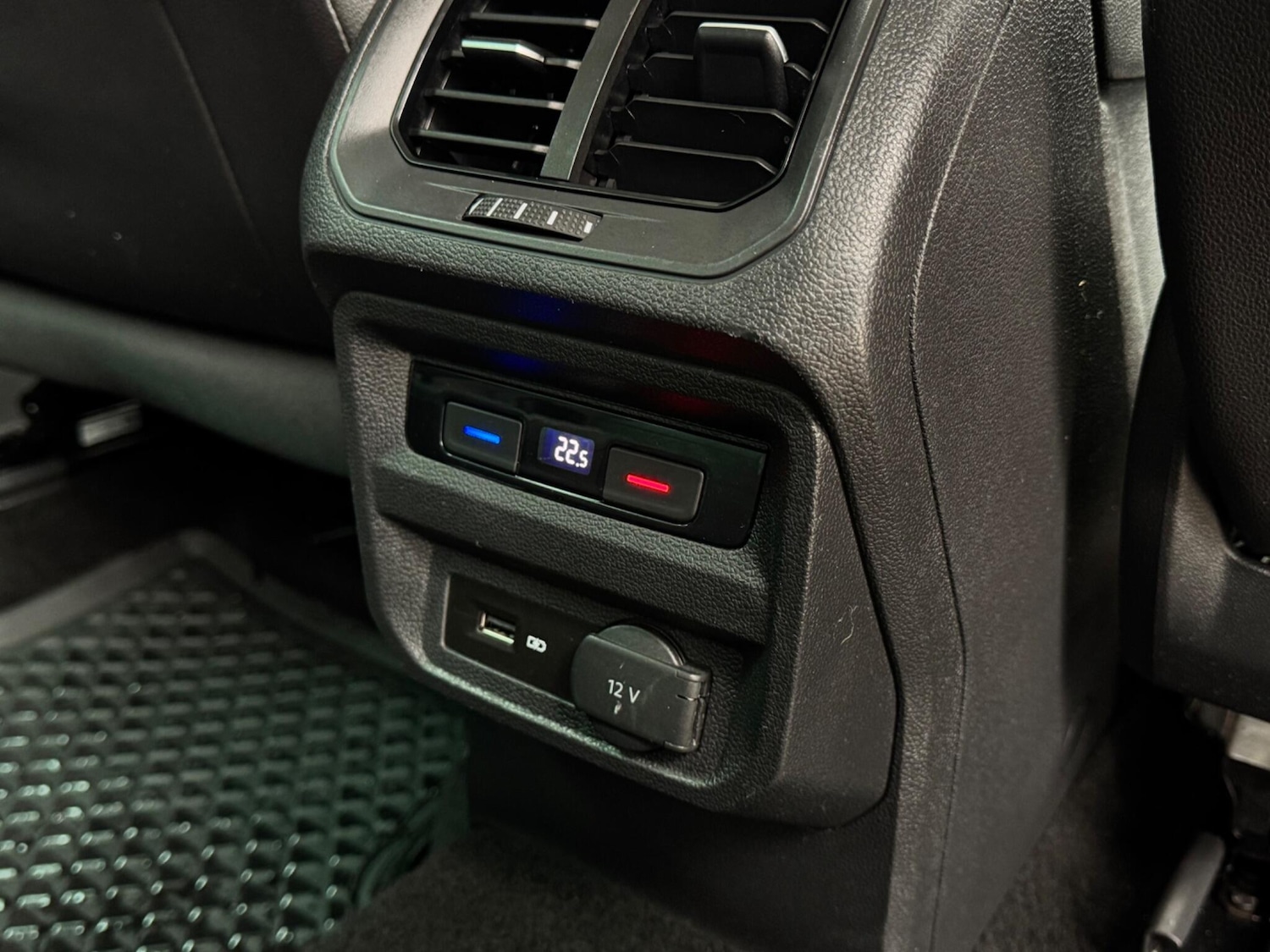 Used Volkswagen Tiguan 2019 for sale - 76012920: Photo 78