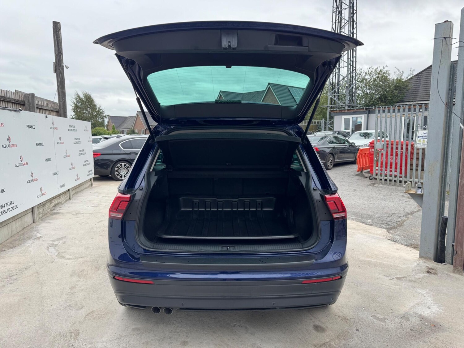 Used Volkswagen Tiguan 2019 for sale - 76012920: Photo 91