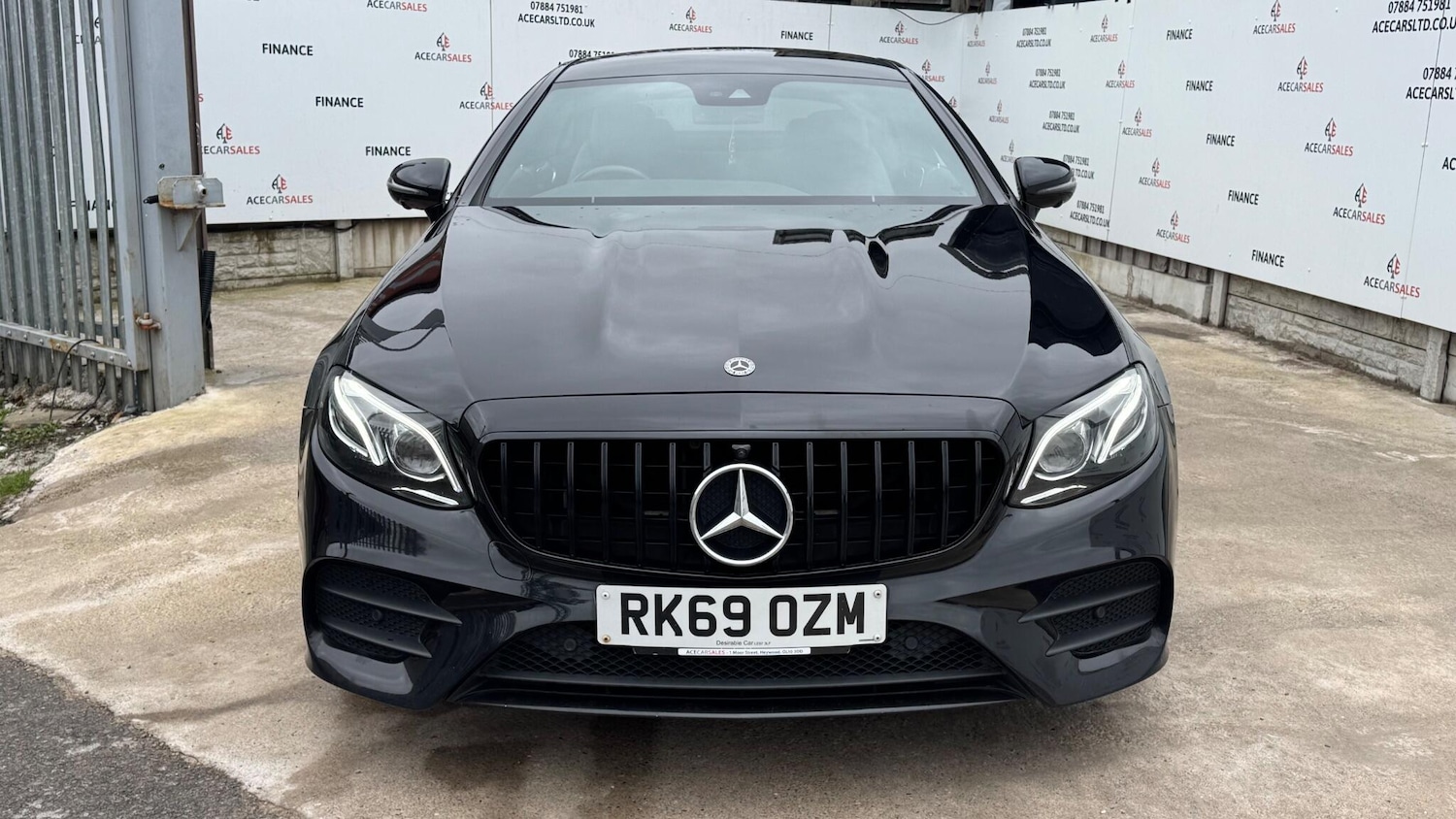 Used Mercedes-Benz E Class 2019 for sale - 77909358: Photo 3
