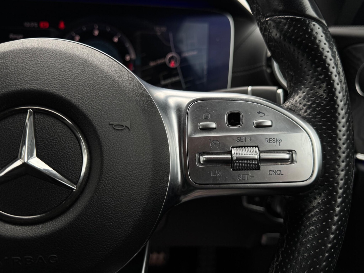 Used Mercedes-Benz E Class 2019 for sale - 77909358: Photo 34