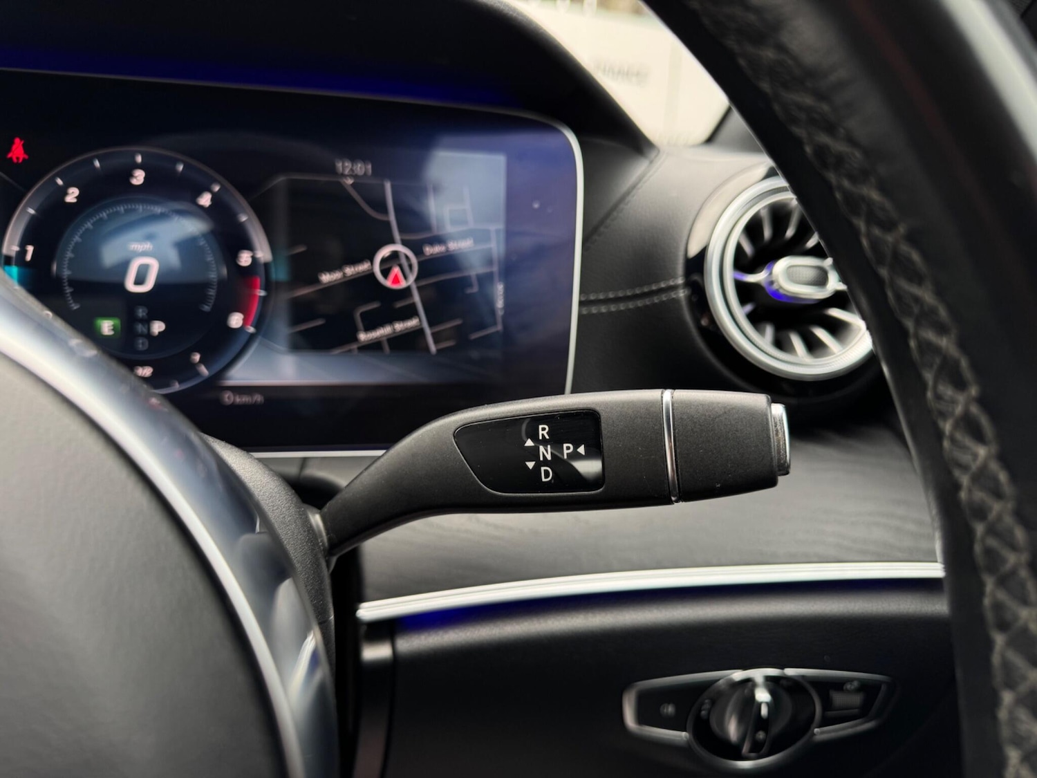 Used Mercedes-Benz E Class 2019 for sale - 77909358: Photo 36