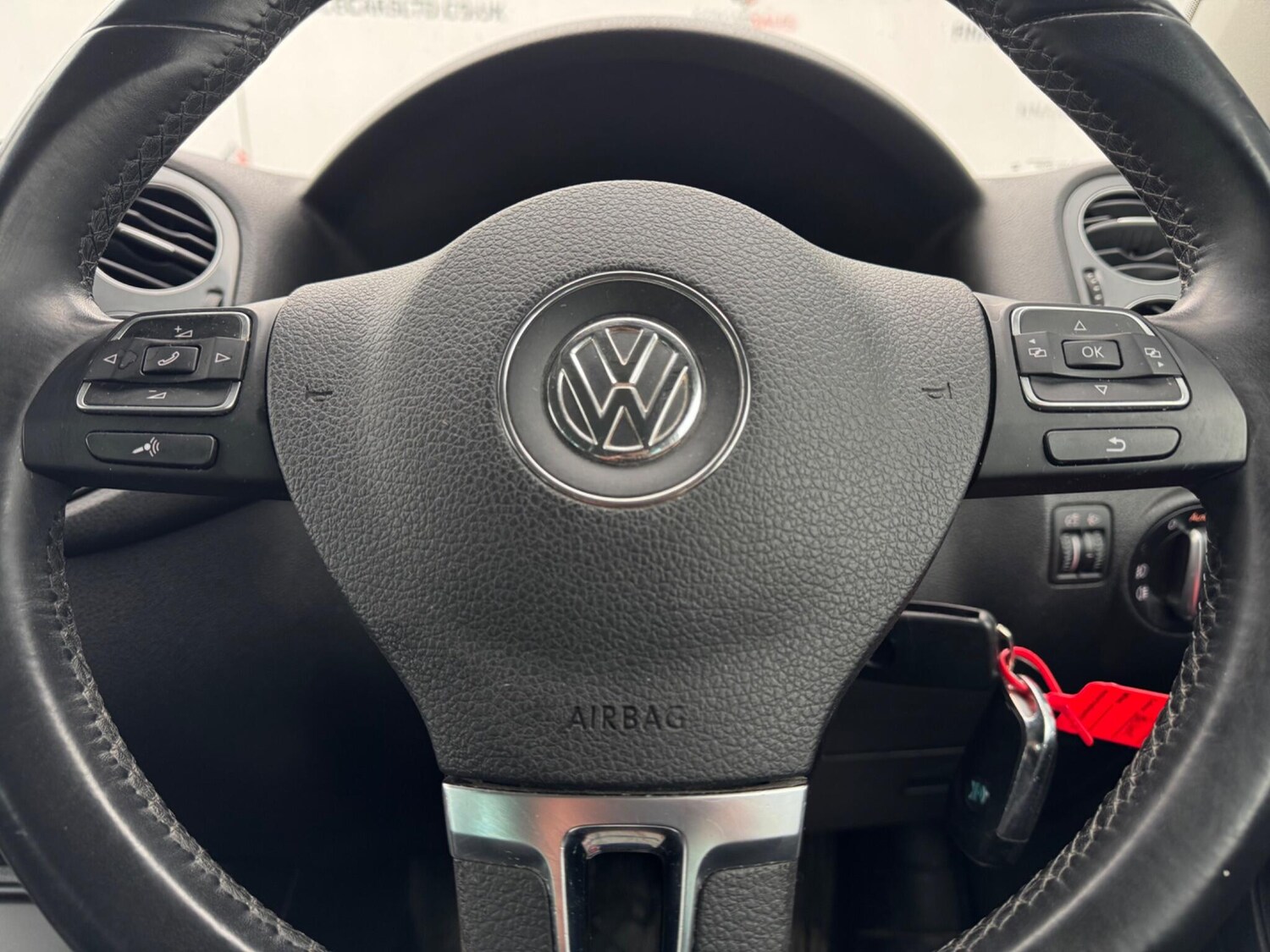 Used Volkswagen Tiguan 2014 for sale - 78019380: Photo 28