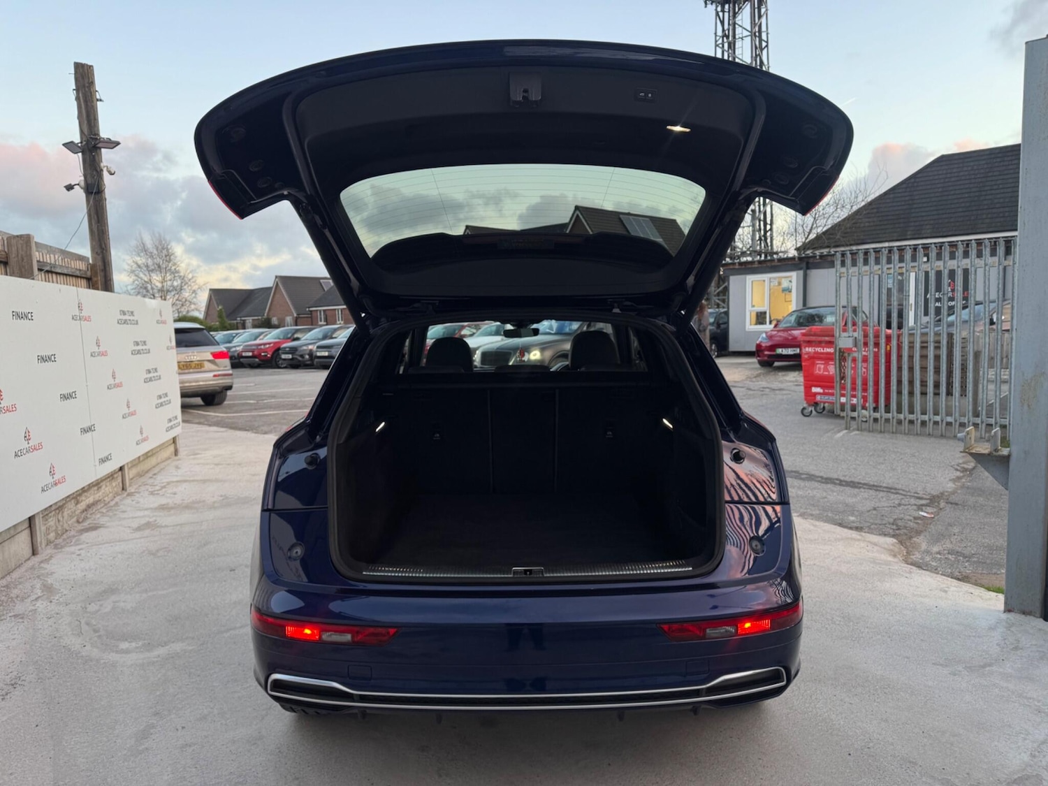 Used Audi Q5 2018 for sale - 77057560: Photo 99