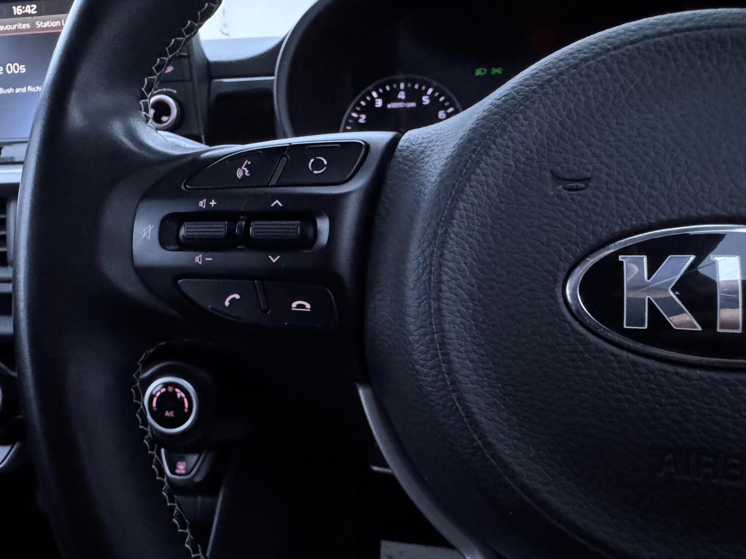 Used Kia Picanto for sale - 77524124: Photo 28