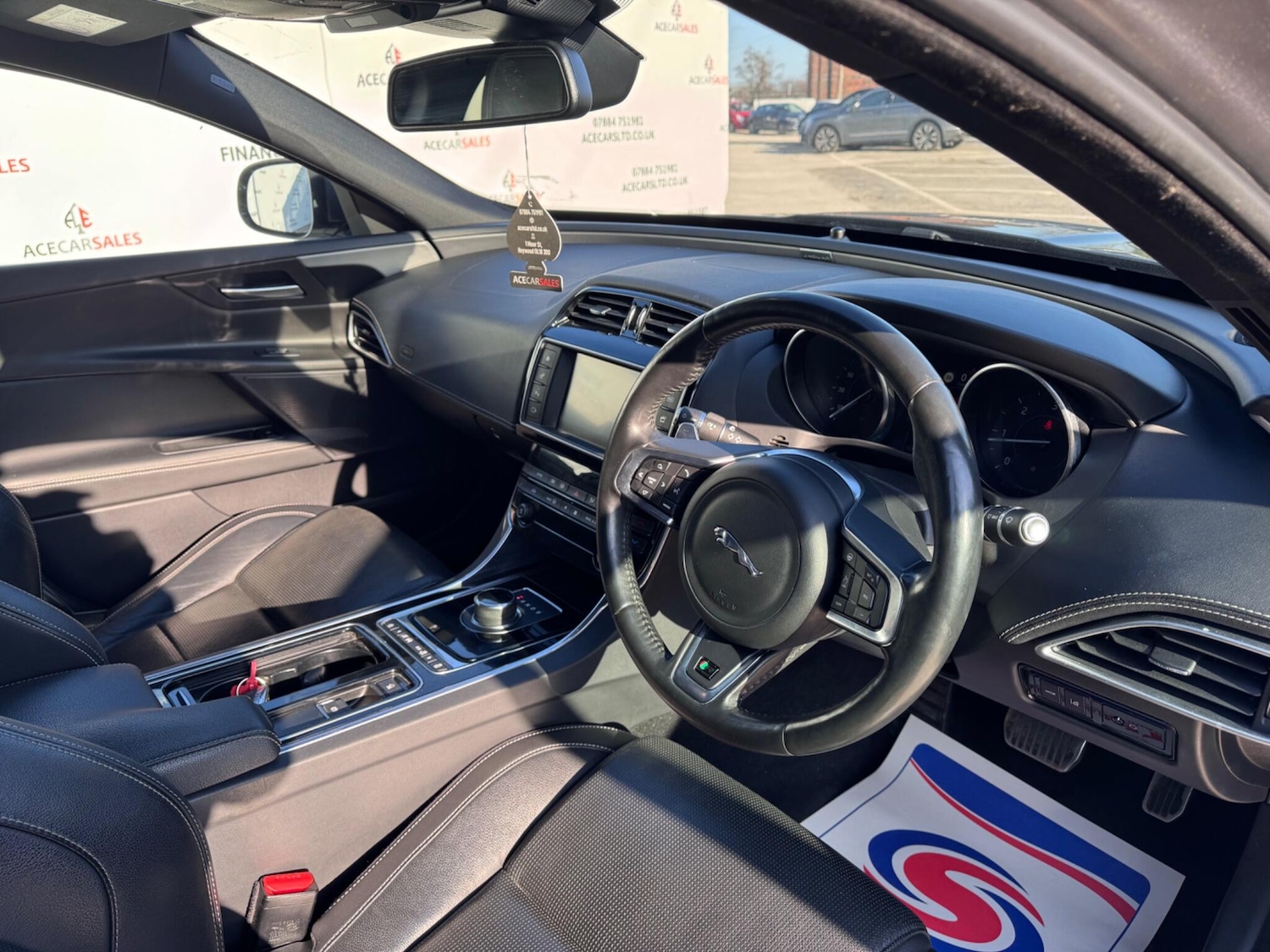 Used Jaguar XE 2017 for sale - 77839728: Photo 10