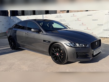 Used Jaguar XE 2017 for sale - 77839728: Photo