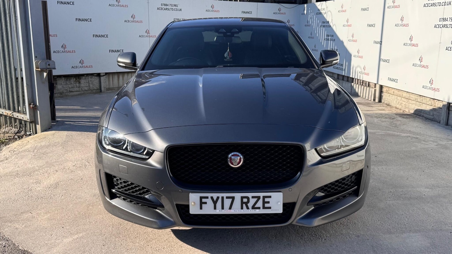Used Jaguar XE 2017 for sale - 77839728: Photo 3