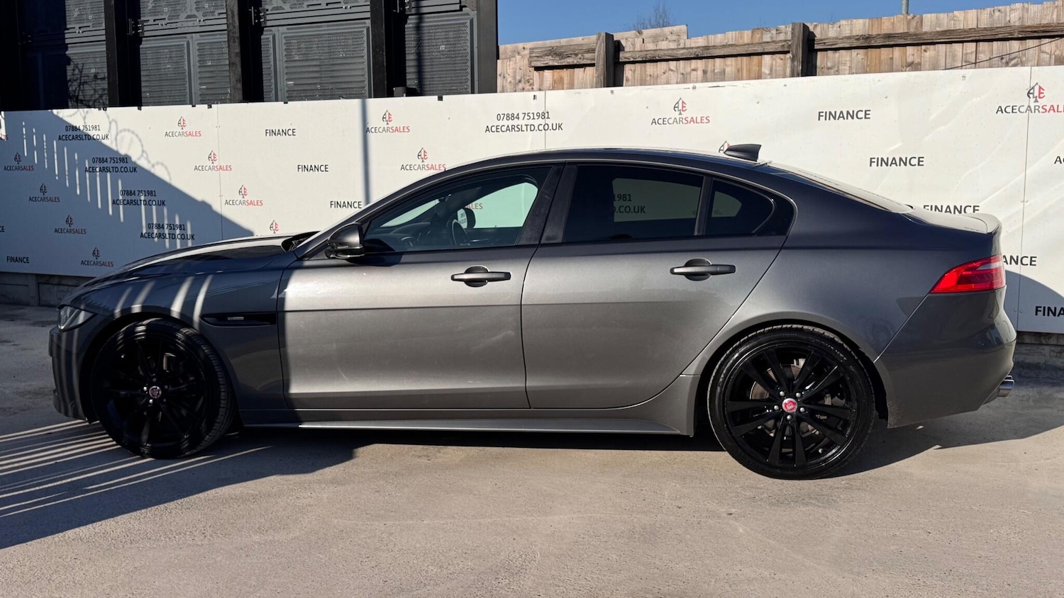 Used Jaguar XE 2017 for sale - 77839728: Photo 5