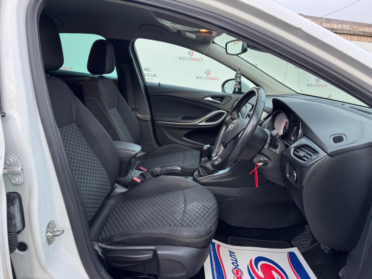 Used Vauxhall Astra 2018 for sale - 77163408: Photo 11