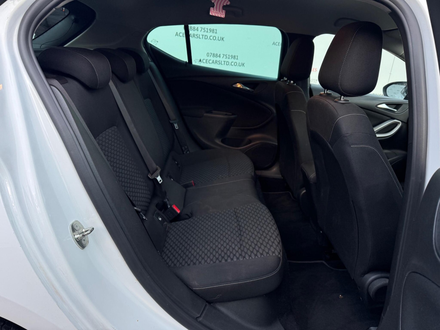 Used Vauxhall Astra 2018 for sale - 77163408: Photo 14