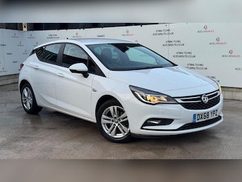 2018 (68) - 1.6 CDTi 16V Tech Line Nav 5dr