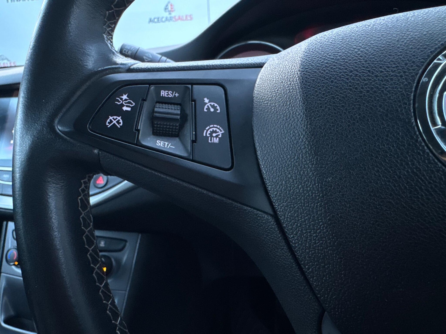 Used Vauxhall Astra 2018 for sale - 77163408: Photo 29