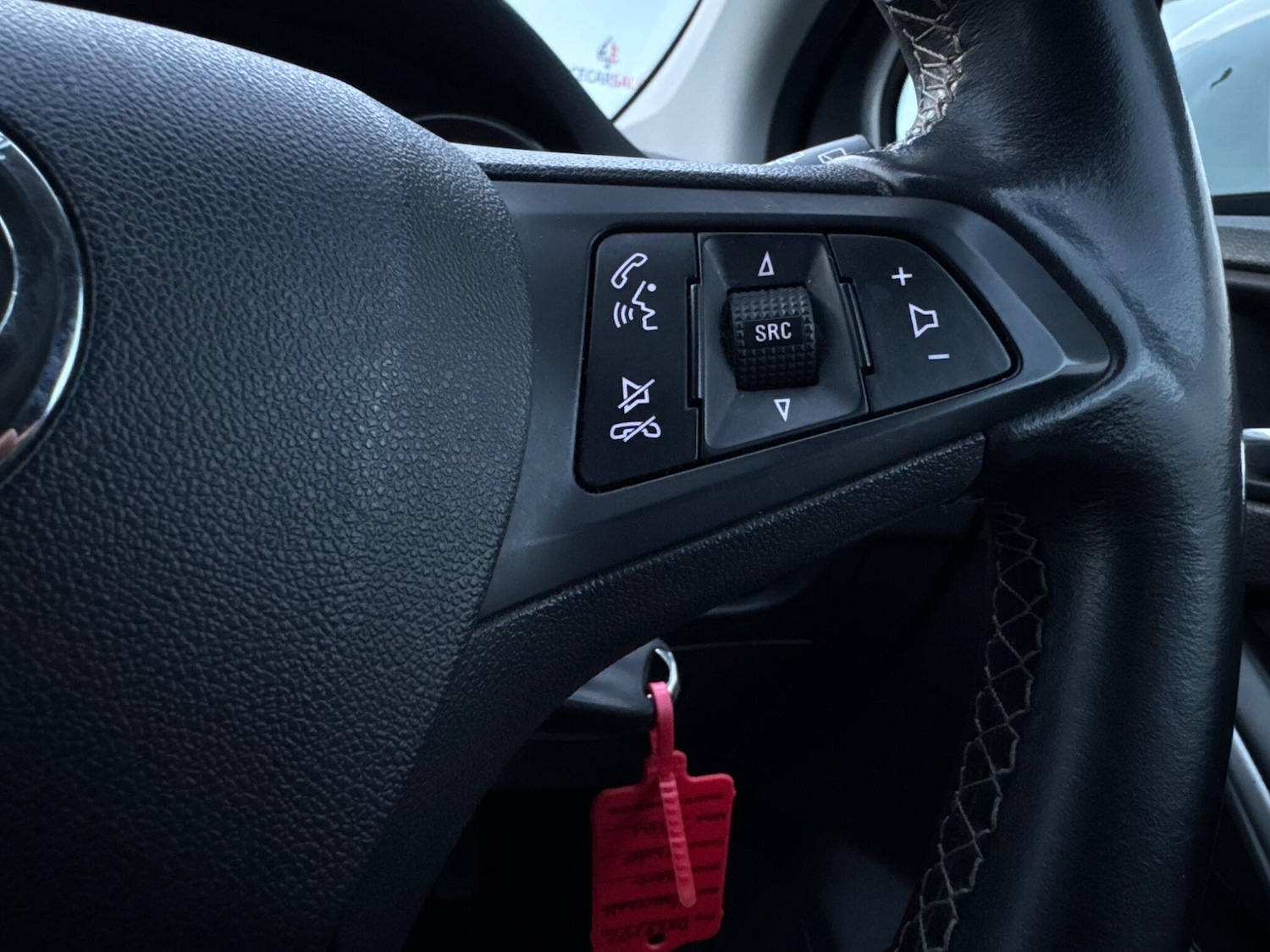 Used Vauxhall Astra 2018 for sale - 77163408: Photo 31