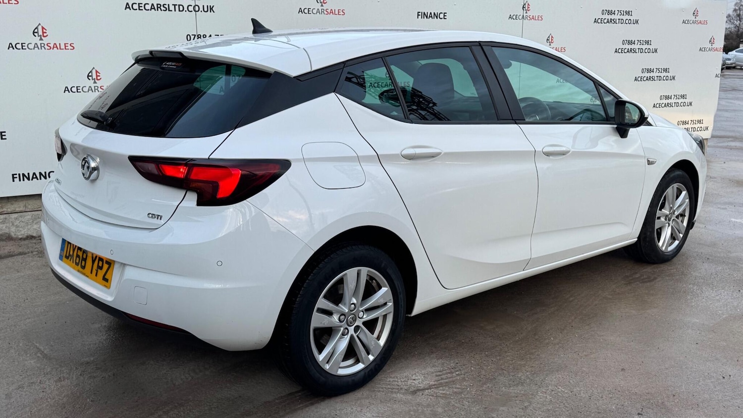 Used Vauxhall Astra 2018 for sale - 77163408: Photo 8
