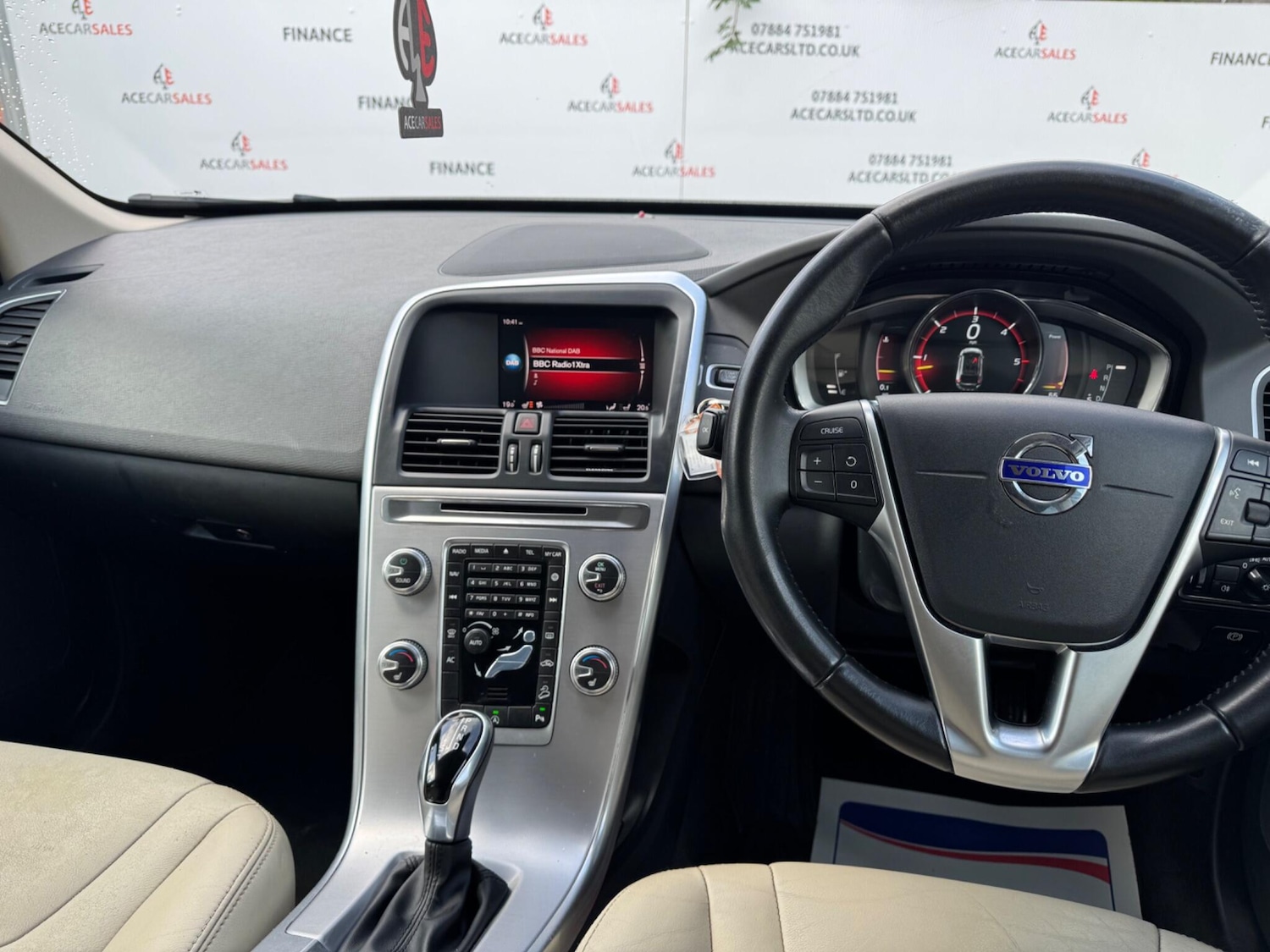 Used Volvo XC60 2017 for sale - 76409421: Photo 22