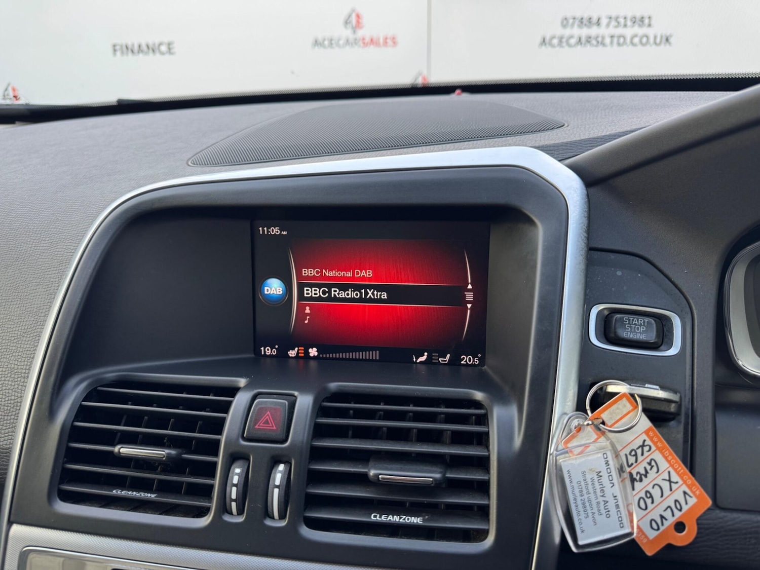 Used Volvo XC60 2017 for sale - 76409421: Photo 23