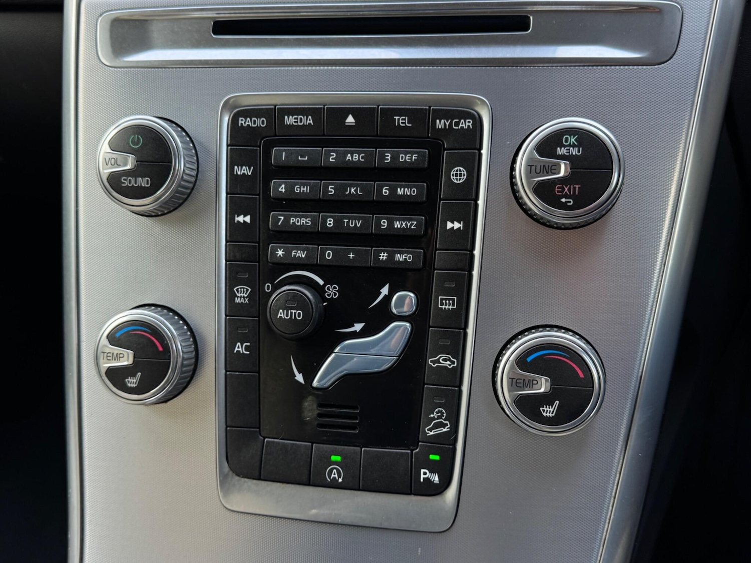 Used Volvo XC60 2017 for sale - 76409421: Photo 25