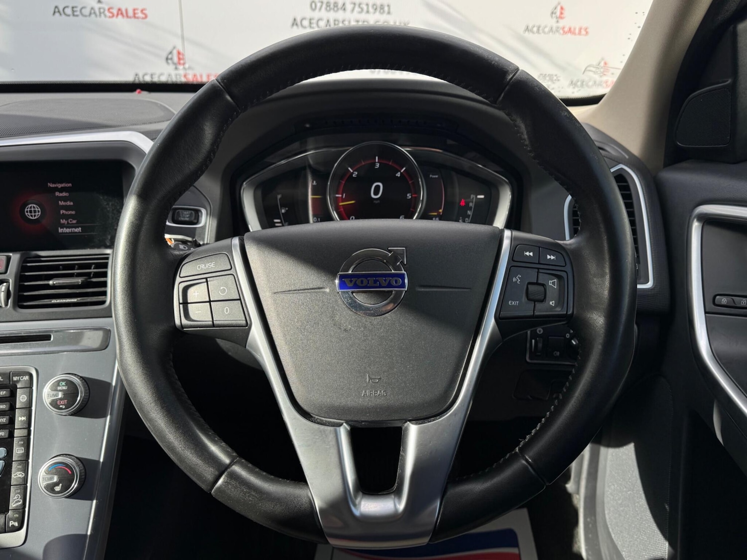 Used Volvo XC60 2017 for sale - 76409421: Photo 27