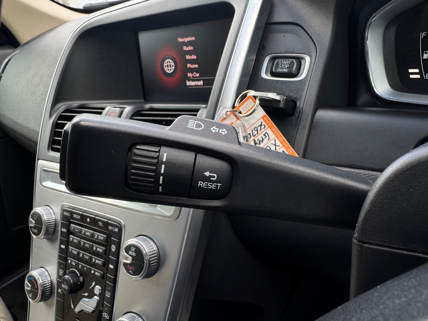 Used Volvo XC60 2017 for sale - 76409421: Photo 28