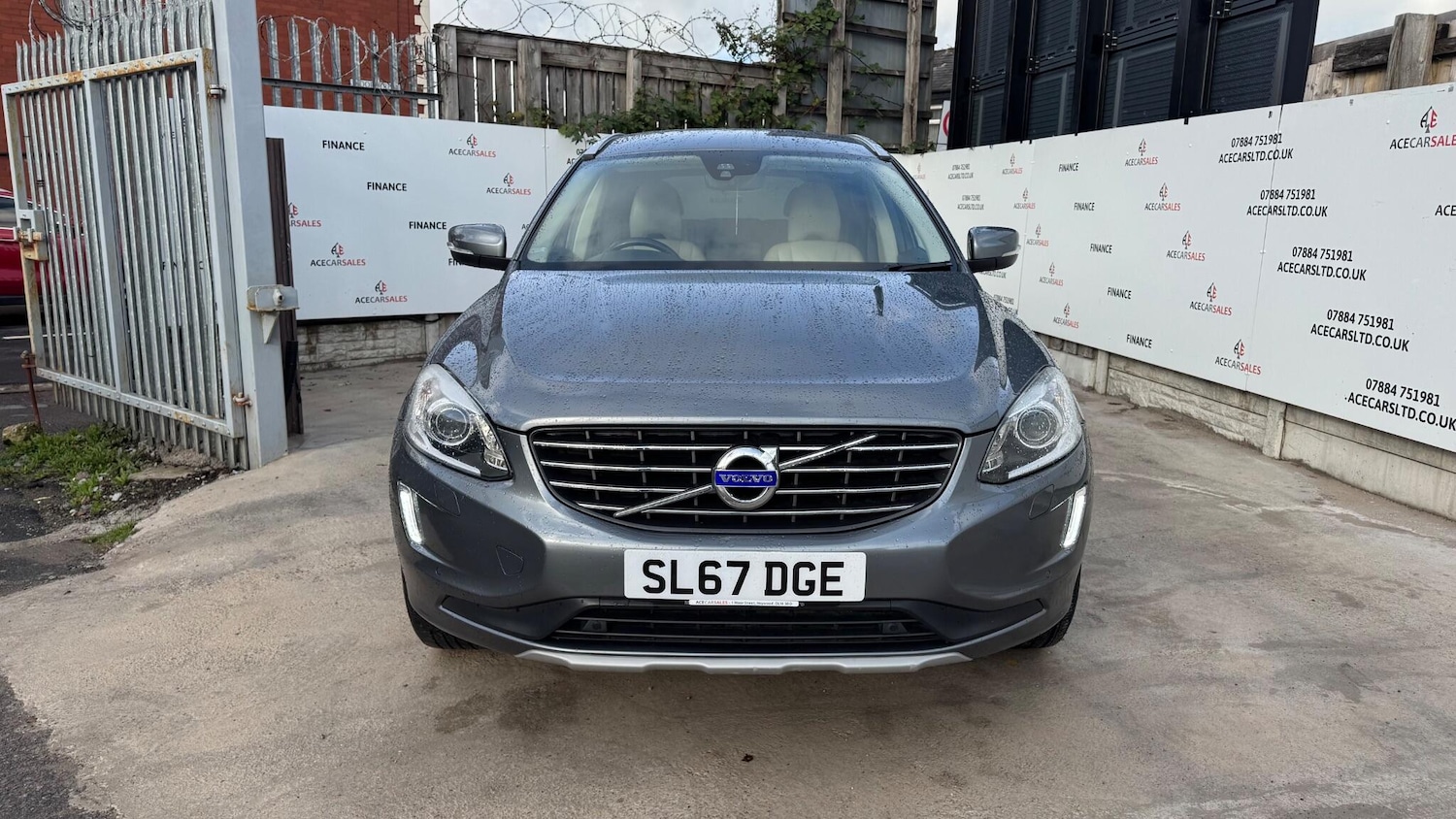 Used Volvo XC60 2017 for sale - 76409421: Photo 3