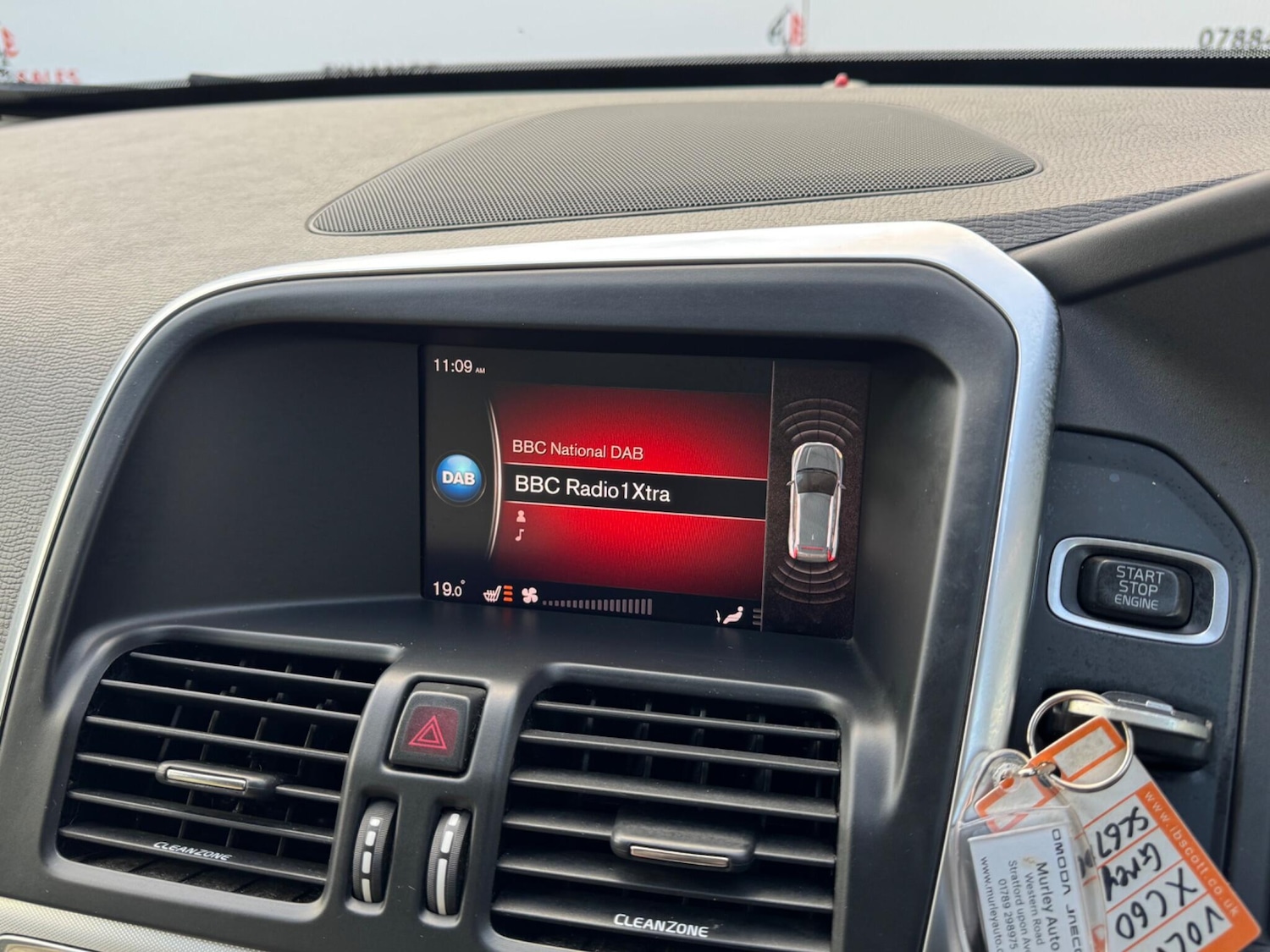 Used Volvo XC60 2017 for sale - 76409421: Photo 35