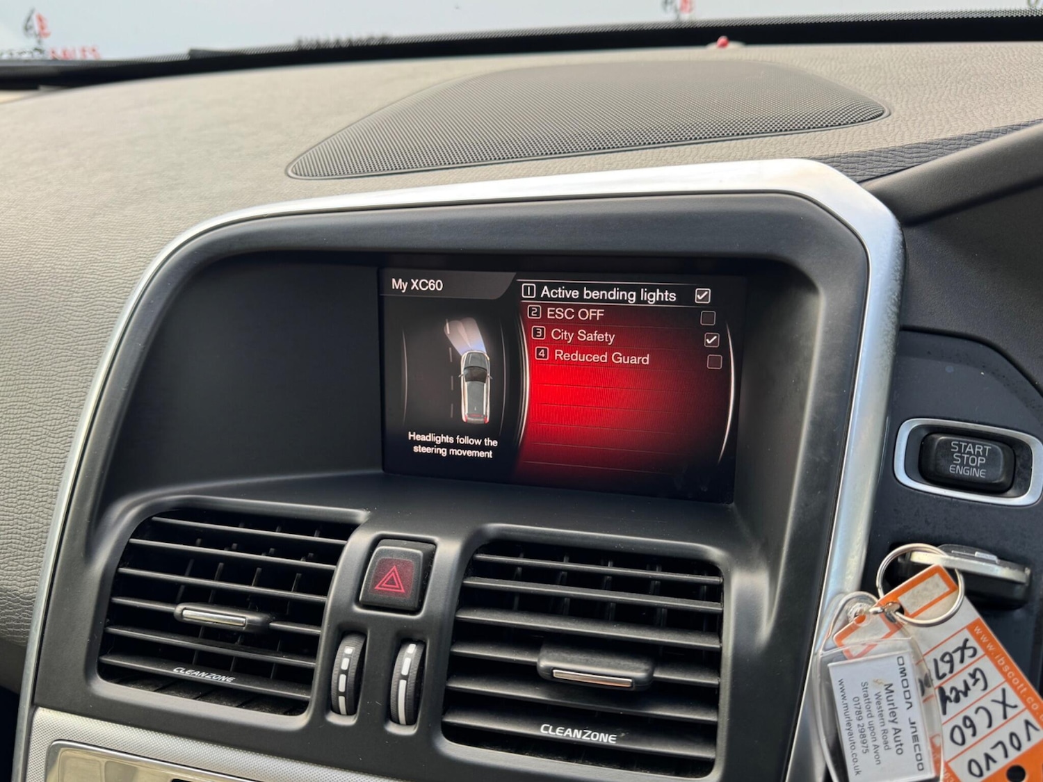 Used Volvo XC60 2017 for sale - 76409421: Photo 36