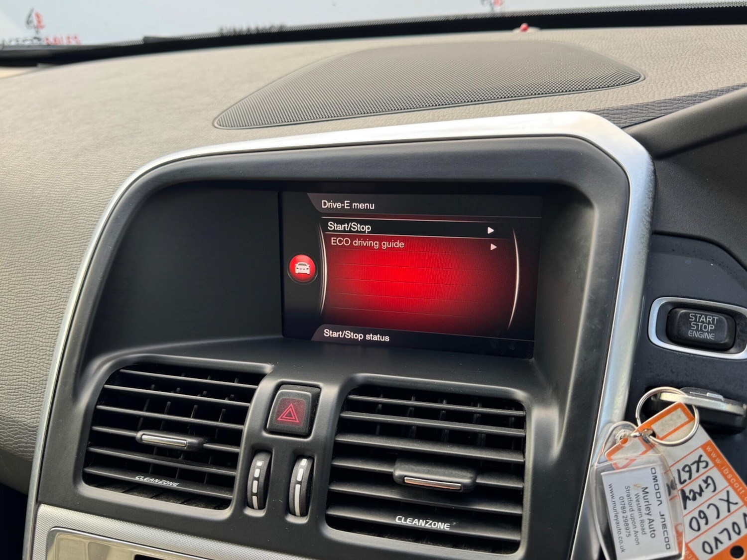 Used Volvo XC60 2017 for sale - 76409421: Photo 42