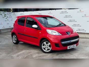 Peugeot - 107