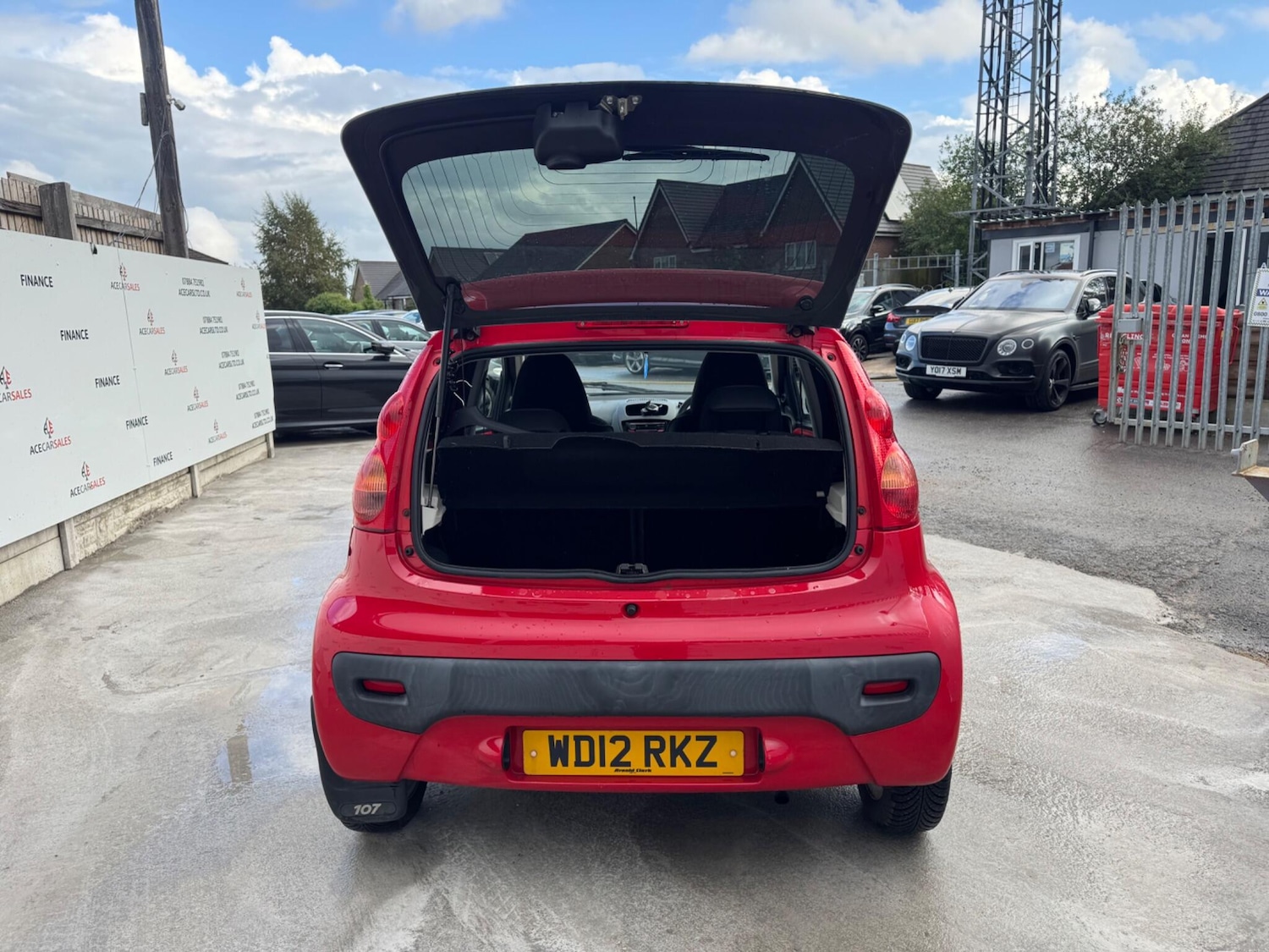 Vehicle 29