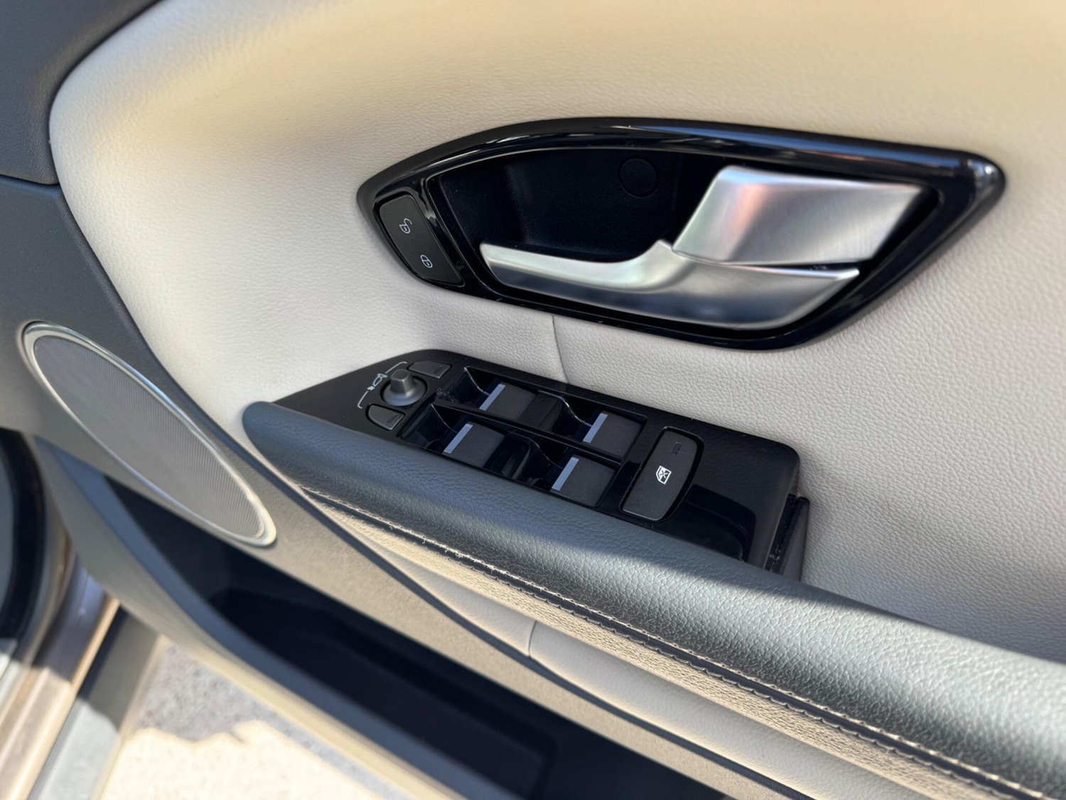 Used Land Rover Range Rover Evoque for sale - 78148044: Photo 36