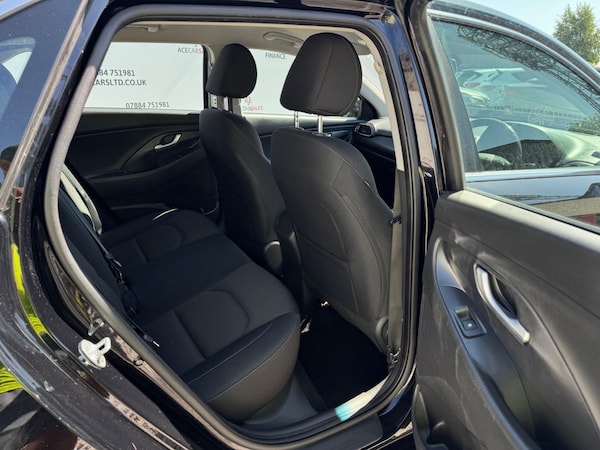 Used Hyundai i30 2018 for sale - 75226009: Photo 13