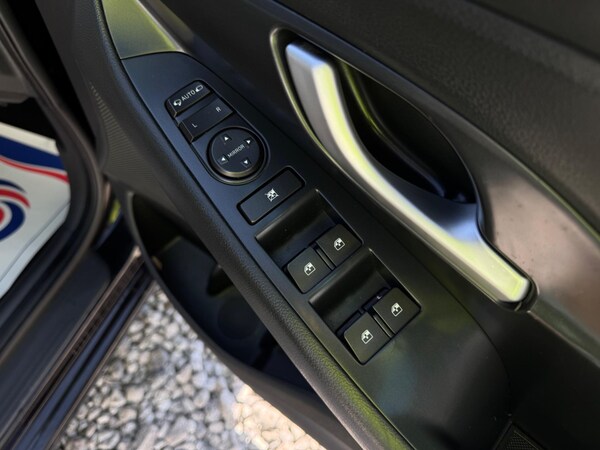 Used Hyundai i30 2018 for sale - 75226009: Photo 49