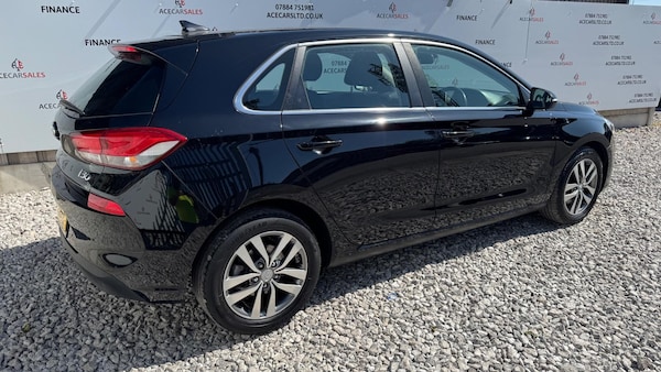 Used Hyundai i30 2018 for sale - 75226009: Photo 8