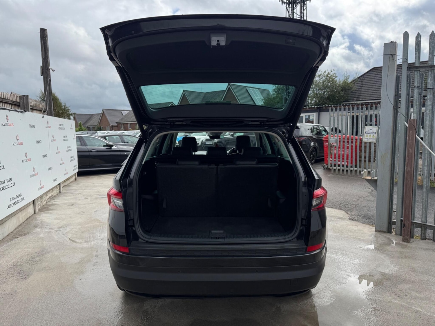 Vehicle 83