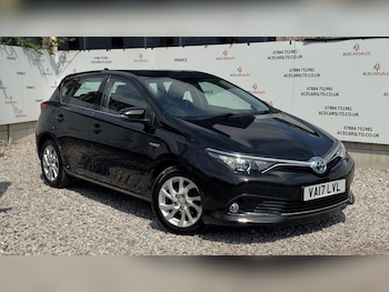 2017 (17) - 1.8 VVT-h Business Edition CVT Euro 6 (s/s) 5dr (Safety Sense)