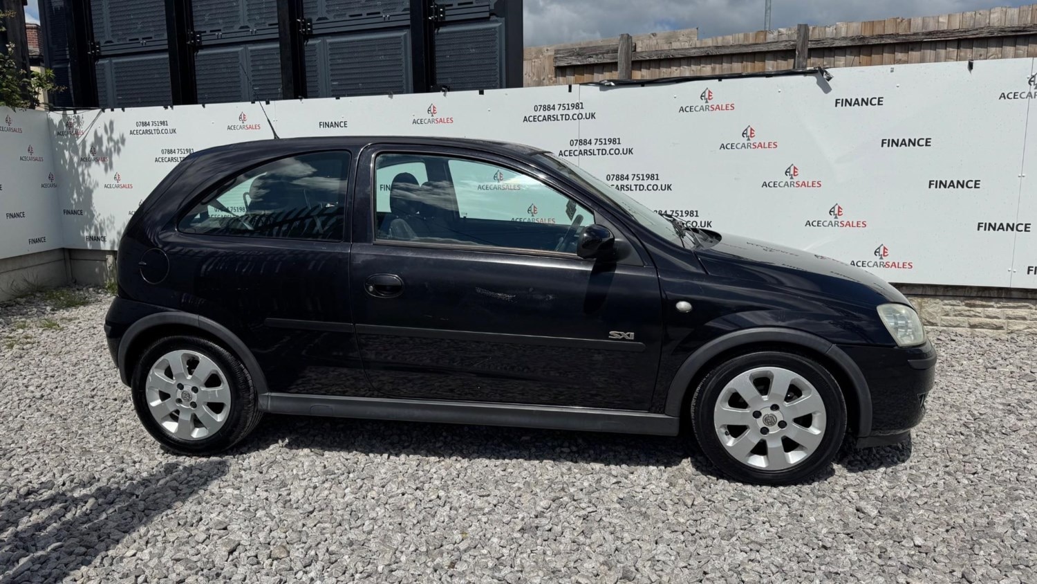 Vauxhall Corsa (06) - 1.2i 16v SXi 3dr - Image 9