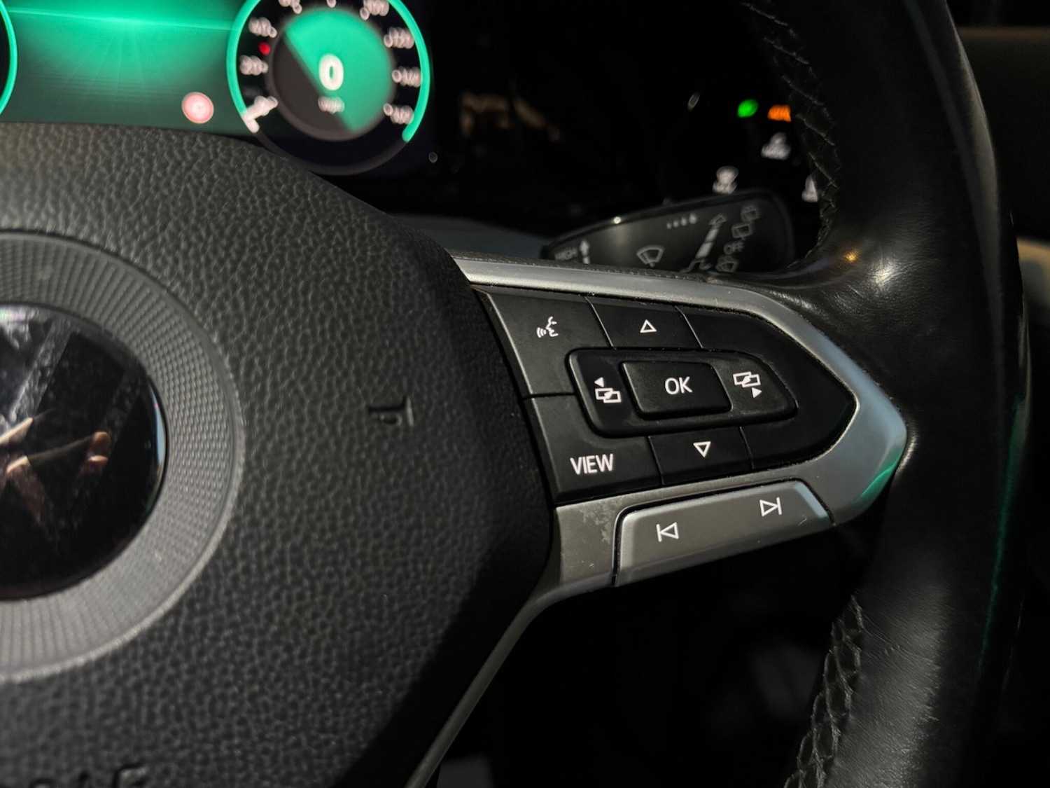 Used Volkswagen Golf 2020 for sale - 77016190: Photo 33