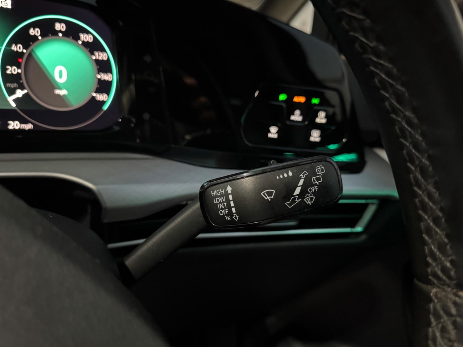 Used Volkswagen Golf 2020 for sale - 77016190: Photo 34