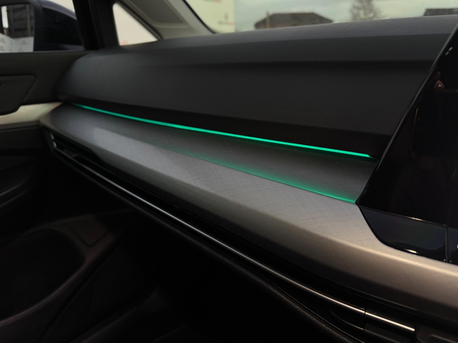 Used Volkswagen Golf 2020 for sale - 77016190: Photo 63