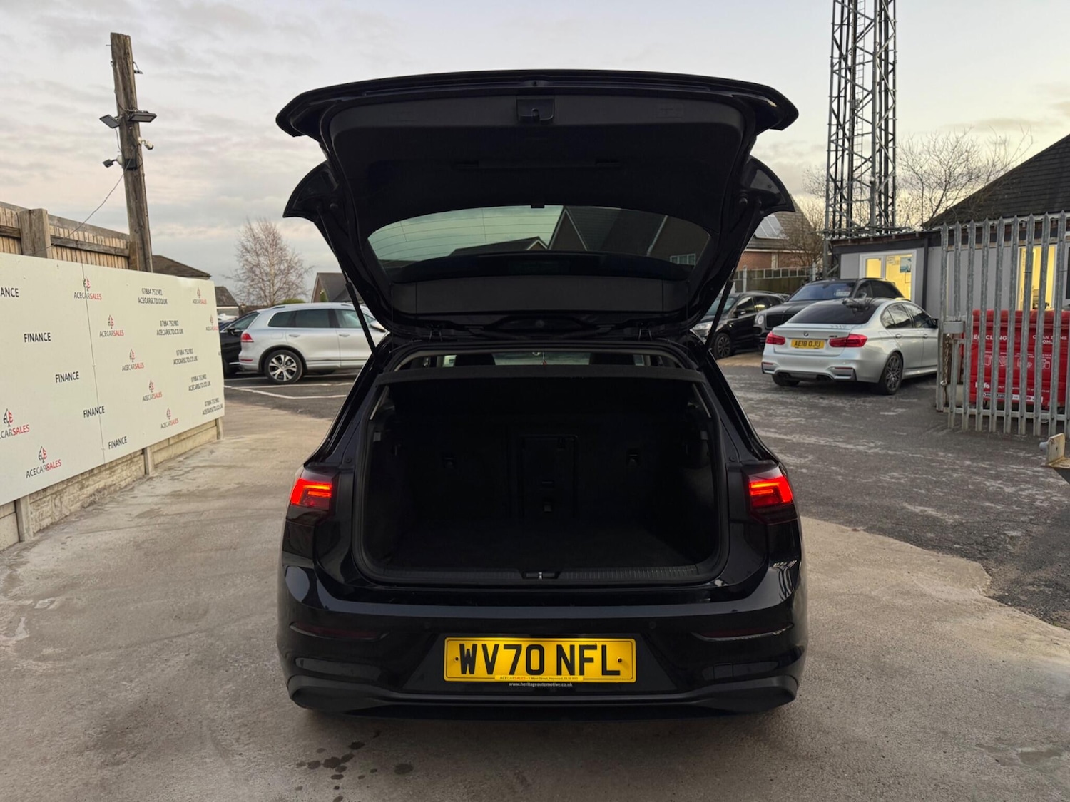 Used Volkswagen Golf 2020 for sale - 77016190: Photo 71