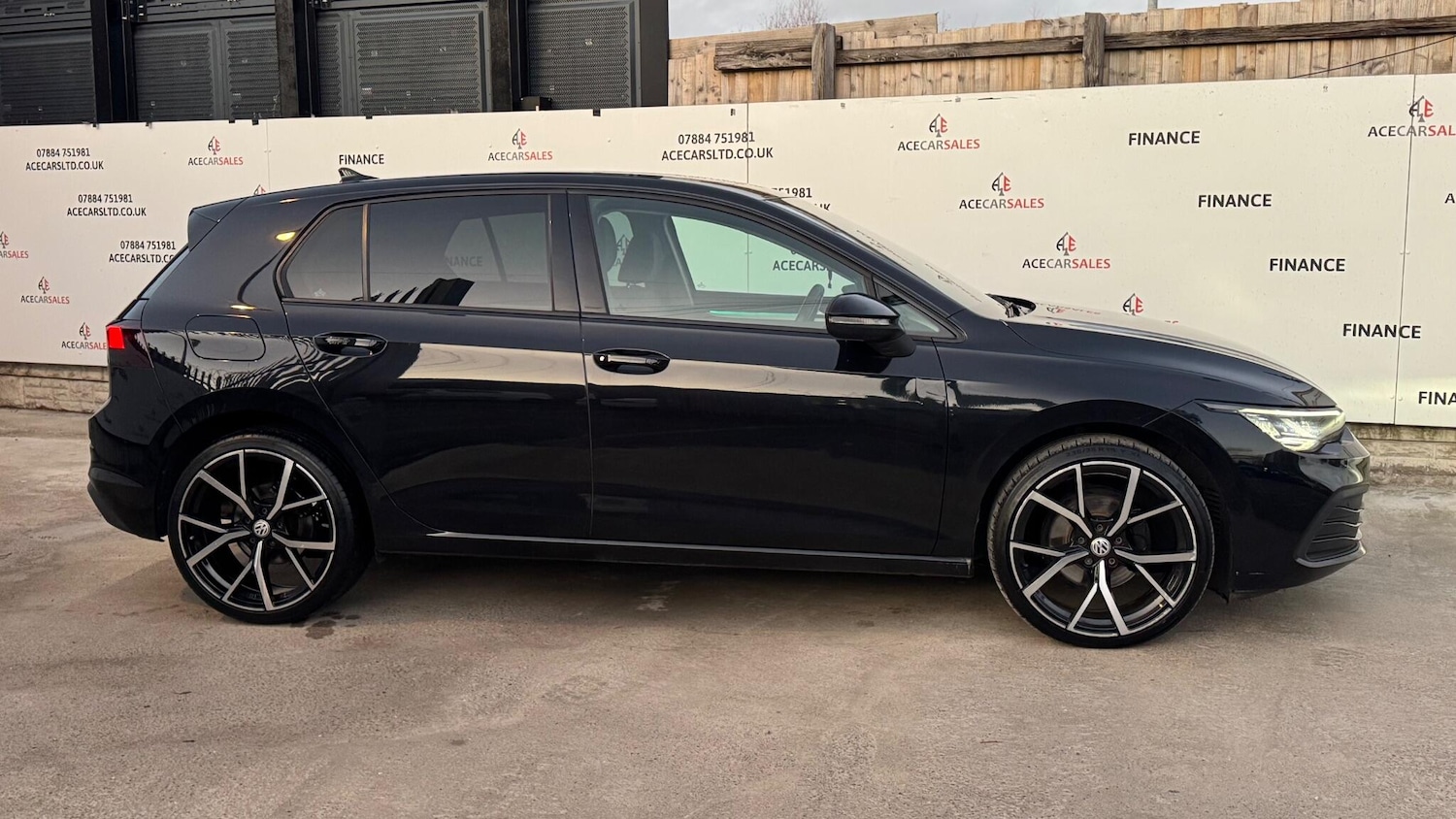 Used Volkswagen Golf 2020 for sale - 77016190: Photo 9