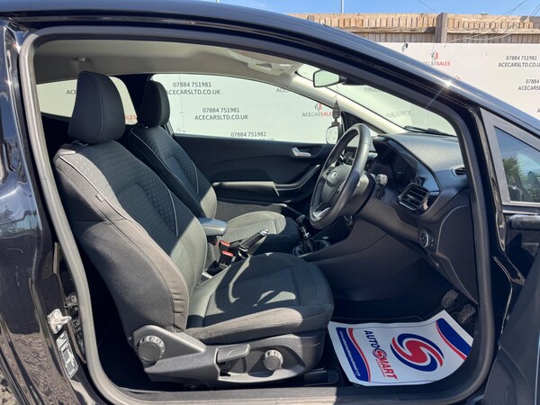 Used Ford Fiesta 2017 for sale - 74611311: Photo 11