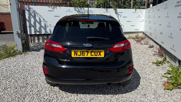 Used Ford Fiesta 2017 for sale - 74611311: Photo 7