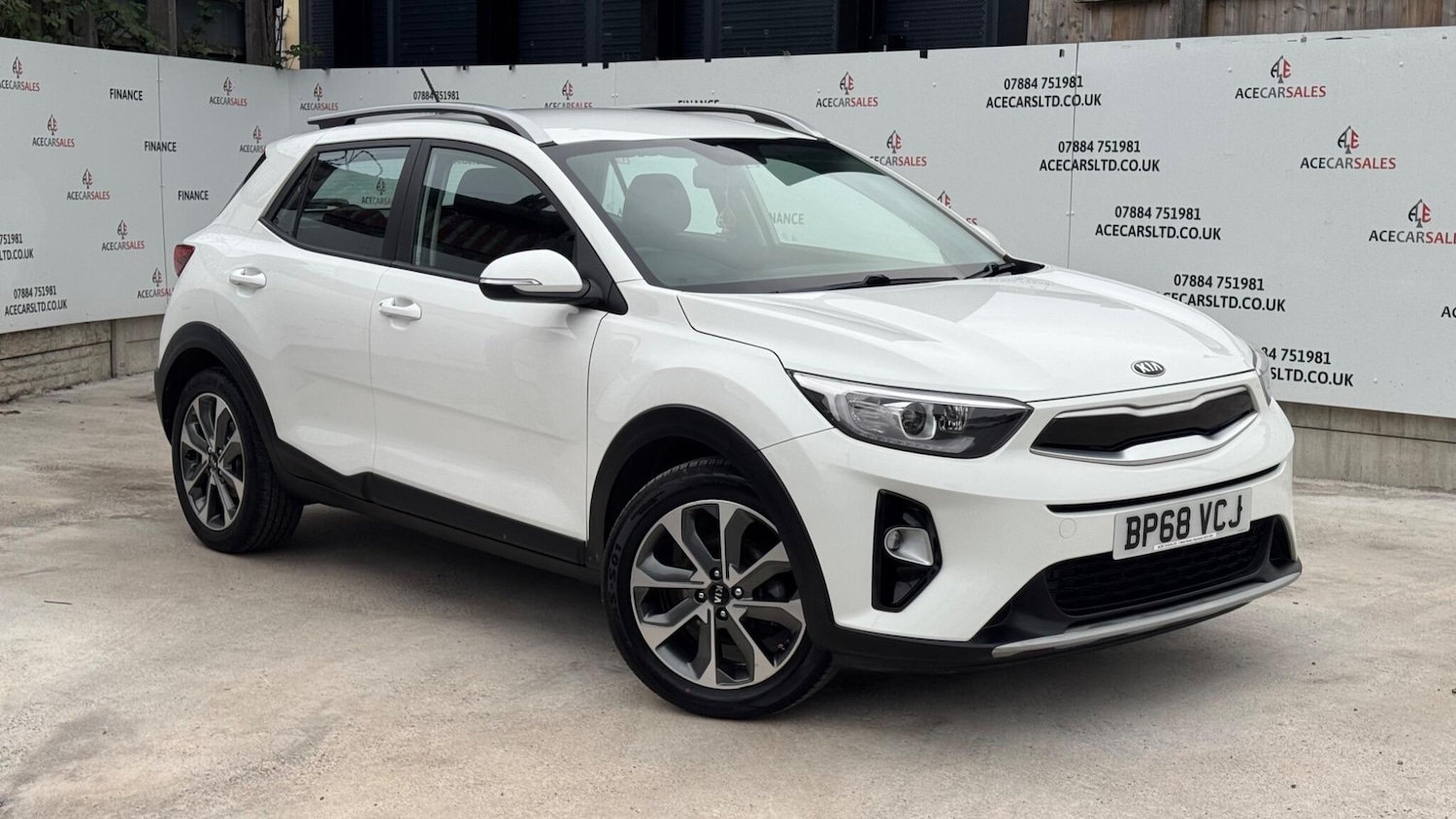 Used Kia Stonic 2019 for sale - 76239095: Photo 1