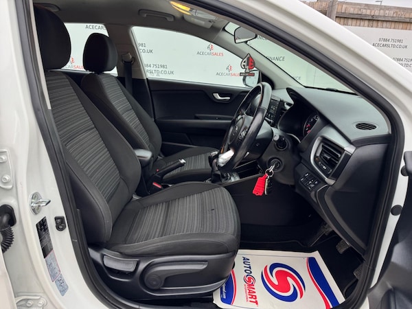 Used Kia Stonic 2019 for sale - 76239095: Photo 11