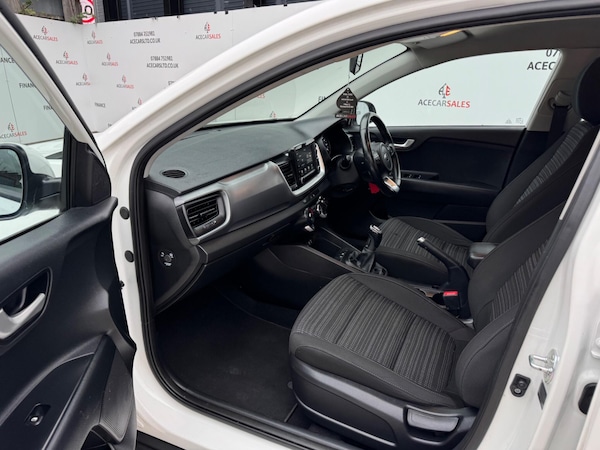 Used Kia Stonic 2019 for sale - 76239095: Photo 17