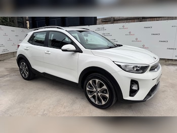 Used Kia Stonic 2019 for sale - 76239095: Photo 2