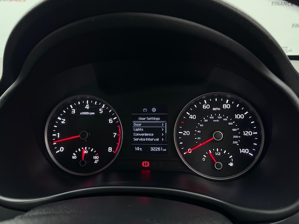 Used Kia Stonic 2019 for sale - 76239095: Photo 40
